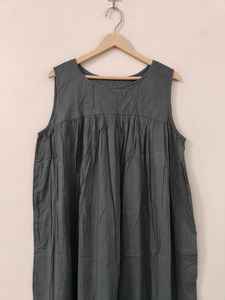 Robe longue en coton unie pour femmes |   Tissu respirant, confortable à porter au quotidien, coupe décontractée et relaxée - Product Image 4