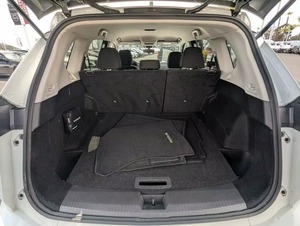 Nissan Rogue S FWD 2024 certifié, propre et peu utilisé, conduite à gauche, boîte automatique, intérieur cuir foncé, turbo, électrique, ACC - Product Image 4