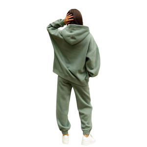 Chándal de alta calidad 2025, venta al por mayor, chándales de algodón de Invierno para mujer, chándal de cantidad a granel de bajo precio - Product Image 2