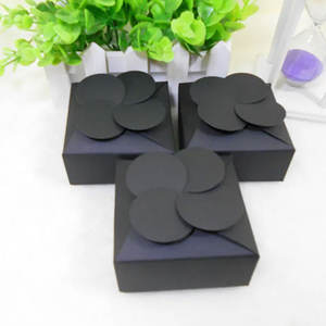 กล่องของขวัญกระดาษคราฟท์สีดำสีขาวใบโคลเวอร์งานฝีมือสำหรับงานแต่งงานขายส่งสบู่ขนมบรรจุภัณฑ์แบบกำหนดเองกล่อง - Product Image 2