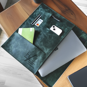 Portafolio de Cuero Personalizado, Regalo para Ella o Él, Soporte para Tablet, Organizador de Cuero, Regalo de Graduación - Product Image 3