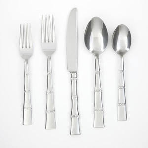 Ensemble de vaisselle de mariage en acier inoxydable le plus vendu en bambou plaqué argent avec fourchette trancheuse Spoon-100pcs minimum de commande - Product Image 1