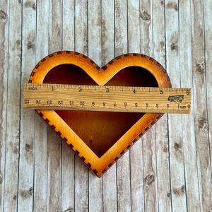 Boîte à bijoux en bois en forme de cœur sur mesure, fabrication artisanale en bois massif, rangement pour bibelots, décoration d'intérieur, cadeau - Product Image 5