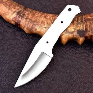 Kit de lames vierges pour couteau à lame fixe EDC en acier 1095 Nordic Forge, finition polie, lame pleine, OEM, pour le dépeçage et la chasse, avec clip - Product Image 5