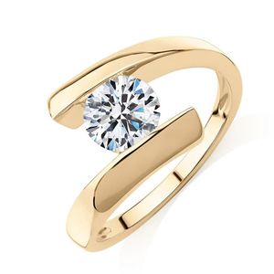 Bague de fiançailles solitaire en moissanite ronde sertie à tension de 1,20 ct en or jaune - Product Image 1