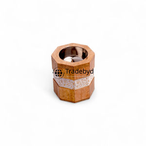 Quemador Bakhoor de madera de estilo árabe tradicional con detalles tallados para ceremonias de fragancia lujosas de Tradebyd - Product Image 6