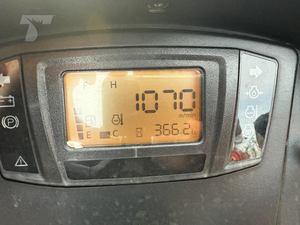รถแทรกเตอร์ขนาดเล็ก 25 แรงม้า 30 แรงม้า 40 แรงม้า 50 แรงม้า คูโบต้า LX2610HSD ขับเคลื่อน 4 ล้อ ระบบไฮโดรสแตติก พร้อมที่ตักและรถขุดหลัง รถแทรกเตอร์ดีเซลสำหรับงานเกษตร ขาย - Product Image 3