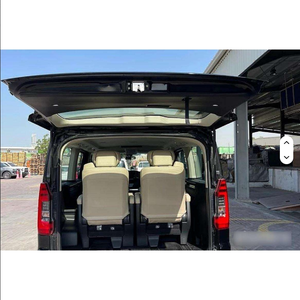 Toyota Granvia MINIVAN d'occasion, en excellent état, automatique, conduite à <span class=keywords><strong>gauche</strong></span>, essence turbo, prête à être expédiée dans le monde entier - Product Image 5