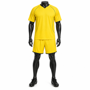 Conjunto de Uniforme de Fútbol Personalizable de Corte Regular, Antibacteriano, 100% Poliéster, con Manga Corta y Estampado Digital para Unisex - Product Image 1