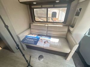 Vente en gros de caravanes de voyage d'occasion économiques T-h-o-r C-o-m-p-a-s-s 23TB 2017 - Product Image 6