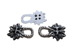 TT-08319 Dirndl Bodice Brass <b>Garment</b> <b>Hooks</b> - Product Image 3