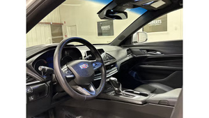 Cadillac CT4 Luxury 2023 Usado en Excelentes Condiciones, Tracción Trasera - Product Image 6