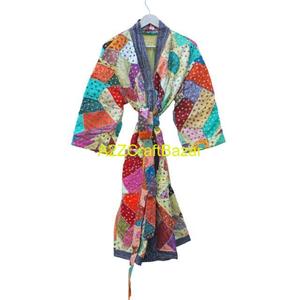 Chaqueta de Invierno Vintage Hecha a Mano con Bordado Kantha, 100% Algodón, Antiarrugas, Secado Rápido, Reversible, con Cierre de Cinturón, Única para Mujer - Product Image 3