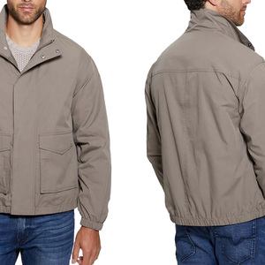 Chaqueta Bomber cómoda para hombre con capucha de invierno con logotipo frontal Material suave y cálido para uso diario Diseño vintage de moda - Product Image 5