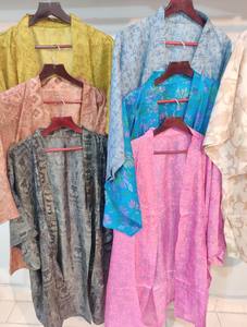 เสื้อคลุมเพื่อนเจ้าสาวผ้าไหม - Product Image 2