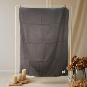 Manta de Lana de Yak 100%, 150x200cm, Lujosa, Natural, Ecológica, Suave y Cálida - Product Image 5