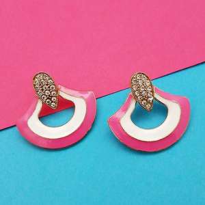 Pendientes de araña Kriaa Pink Meenakari chapados en oro con piedra austriaca 1314125A accesorio de moda - Product Image 1