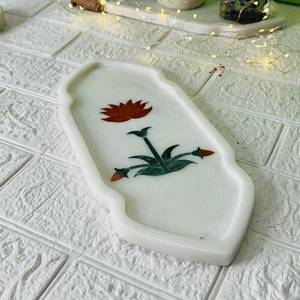 Plateau en marbre blanc fabriqué à la main au meilleur prix, excellent design pour la décoration intérieure, plateau de service de nourriture fait main naturel pur fleur - Product Image 1