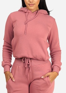 Nouvel ensemble de survêtement en velours personnalisé avec logo élégant, ensemble de survêtement en velours côtelé 2 pièces, haut court à capuche, ensembles de jogging pour femmes 2026 - Product Image 2