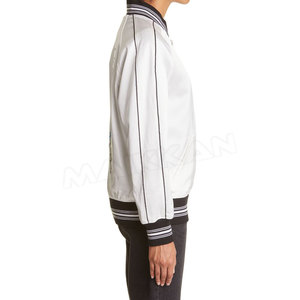 Blouson aviateur élégant pour femmes Design personnalisable sur toile unie Coton respirant Remplissage Service OEM disponible - Product Image 4