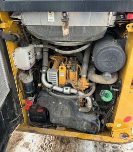 Mini chargeuse compacte 246c 226b Cat 242D d'occasion d'origine 95% Chargeur sur pneus avant Fourniture en usine Certificat EPA/CE - Product Image 4