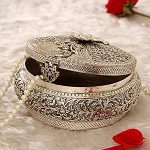 Luxe vécu transformer votre collection de bijoux avec l'opulence en métal boîtes à bijoux de luxe pour garder des bijoux élégants en laiton - Product Image 5