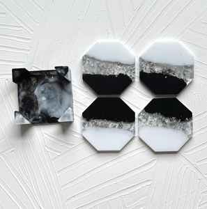 Posavasos Redondo de Resina Epoxi Hecho a Mano con Diseño de Ángel, Ideal para Regalos Empresariales, Fácil de Limpiar - Product Image 3