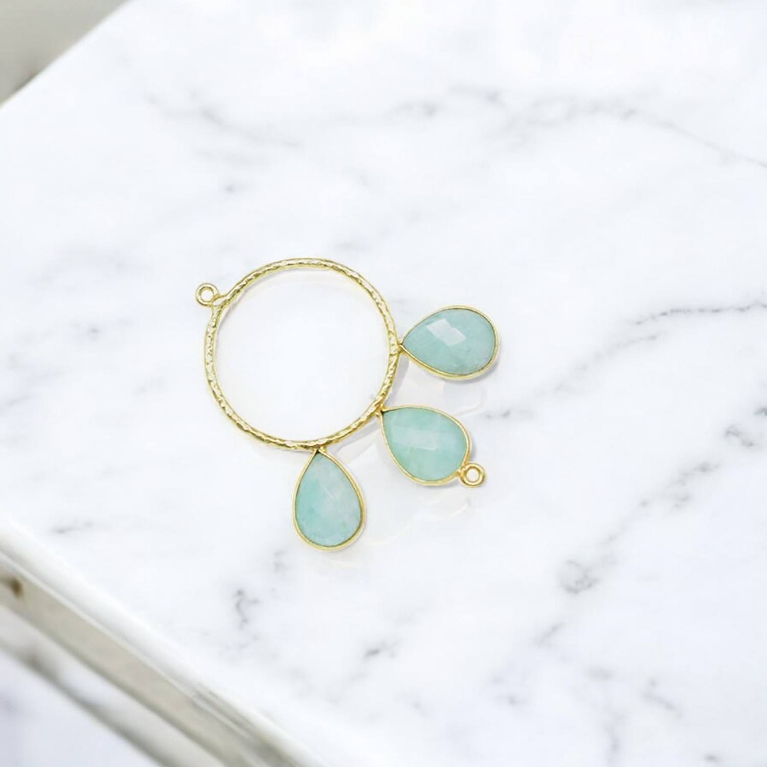 แอมะซอไนต์