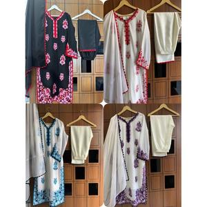 ผ้าฝ้ายคุณภาพดีเยี่ยมผู้หญิง Kurti สําหรับเสื้อผ้าชาติพันธุ์สําหรับงานแต่งงานจากผู้ผลิตและส่งออกชาวอินเดีย - Product Image 6