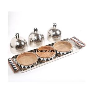 Bocal en bois de qualité supérieure avec couvercle martelé en acier inoxydable Serveur d'écrou Taille personnalisée Forme ronde Dates Pot de service - Product Image 1