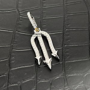Diseñador 10kt oro blanco Hip Hop Trident colgante totalmente tachonado con diamantes cultivados en laboratorio de corte brillante Pretty Ice Charm Jewelry - Product Image 3