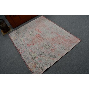 Tapis turc vintage, tapis de 4,6 x 3,8 pieds, tapis à accents floraux rouges - Product Image 2