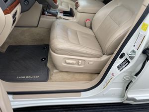 2013 pour Toyota pour Land Cruiser 4WD SUV V8 puissance 8L moteur boîte de vitesses automatique toit ouvrant panoramique sièges en cuir ACC AWD lumière gauche - Product Image 4