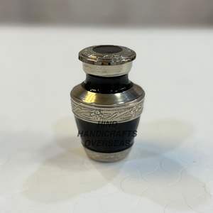 Urne funéraire en métal de haute qualité pour les cendres humaines et d'animaux de compagnie, écologique, tailles et designs personnalisables - Product Image 3