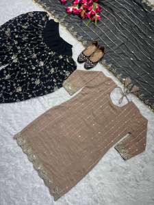 Top en Georgette de haute qualité, tendance et attrayant, avec dupatta et broderies, fabriqué en Inde - Product Image 2