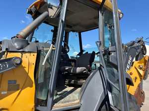 รถตักล้อยาง John Deere 410L ปี 2019 สภาพใหม่/มือสอง เครื่องยนต์ดีเซล ปั๊มไฮดรอลิก ประหยัดน้ำมัน จัดส่งรวดเร็ว ขายส่ง - Product Image 5