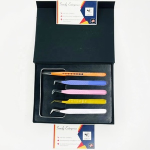 Pinzas para Pestañas con Puntas de Fibra Dentadas de Somofy Enterprises, 10 mm de Longitud, Agarre Perfecto, Duraderas para Extensión de Pestañas, Acero Inoxidable - Product Image 3