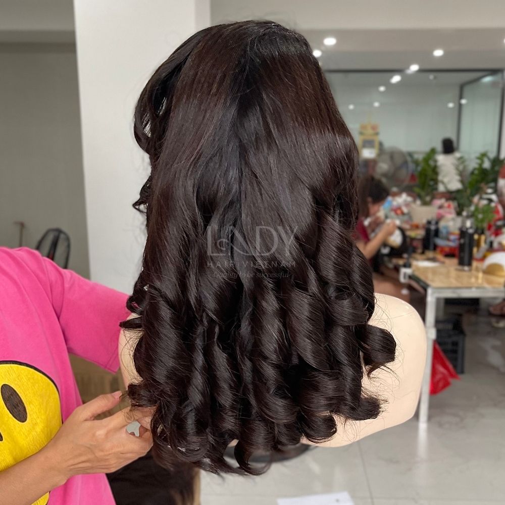 สีน้ำตาล