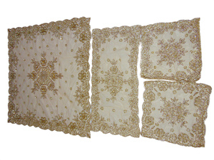 Cubierta de mesa de comedor de tela de red dorada de alta venta, nuevo diseño, mantel bordado con cuentas hecho a mano, mesa decorativa de lujo - Product Image 3