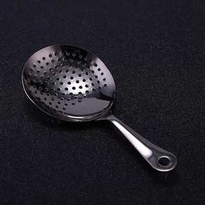 Colador Julep de acero inoxidable más vendido, herramienta de barra agitadora de cóctel duradera para mezclar filtrado de hielo y manualidades, bebidas perfectas - Product Image 3