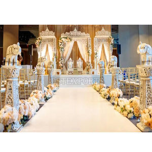 Mandap de mariage élégant à thème ouvert, style Bollywood, très demandé pour mariages anglais au Royaume-Uni, ensemble de mandaps portables personnalisés pour événements aux États-Unis - Product Image 1