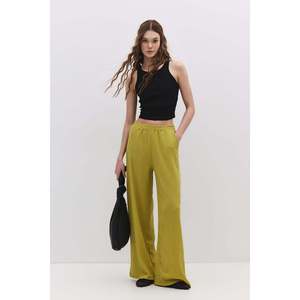 Pantalon décontracté texturé 100% polyester coupe classique longueur midi - Product Image 1