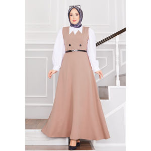 Chaleco Hijab Modesto con Cinturón y Detalles de Botones en Color Visón - Product Image 1