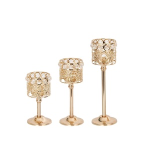Support de fer léger en cristal doré avec corps en métal et fosse en cristal de verre sur le dessus pour mariage et fête avec des tailles de 16 pouces - Product Image 4