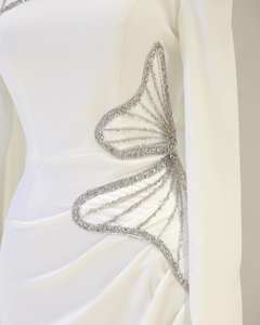 Vestido de Noche Largo de Gala con Pedrería Negra de Lujo, Estilo Sirena, Cintura Natural, Hombros Descubiertos - Product Image 2