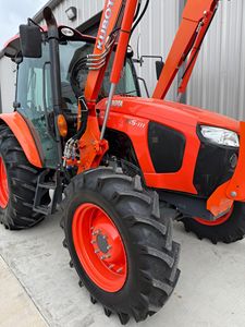 Tractores Agrícolas Multifuncionales Kubota M5-111 4WD de 80hp, 90hp, 70hp, 120hp en Existencia, Potencia Nominal de 140hp a Precio Económico - Product Image 3