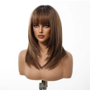 Perruque synthétique DWY pour femme, 18 pouces, marron, sans colle, fabriquée à la machine, coupe mi-longue dégradée avec dentelle marron clair et franges - Product Image 3