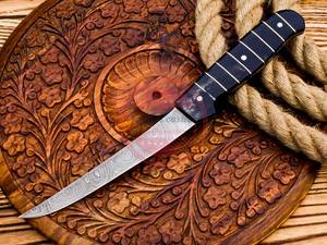 Couteau à désosser en acier damassé fait main avec manche en bois Couteaux confortables - Product Image 2