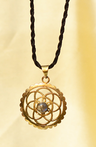 Venta al por mayor 14K Chakra chapado en oro labradorita colgante lindo occidental boda fiesta joyería regalo para mujeres con diamante piedra principal - Product Image 3