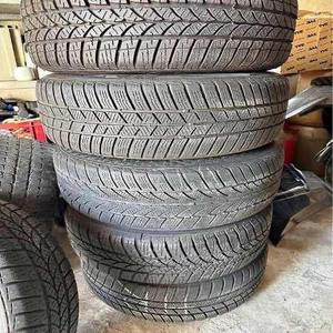 Venta al por mayor usado Tubeless Radial Car & Truck neumáticos 235/55ZR17 a granel comprar precio barato envío rápido - Product Image 1